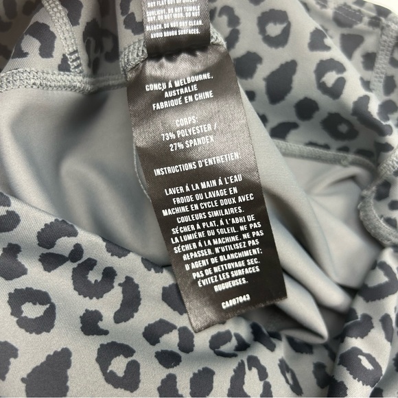 All Fenix 2 piece leopard print gym outfit - Picture 13 of 16
